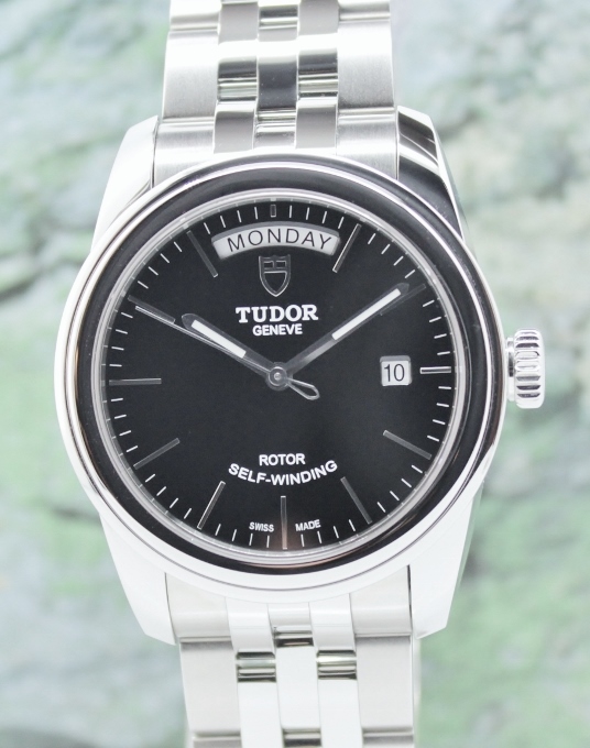 (image for) UNWORN TUDOR GLAMOUR DATE+DAY AUTOMATIC WATCH / M56000